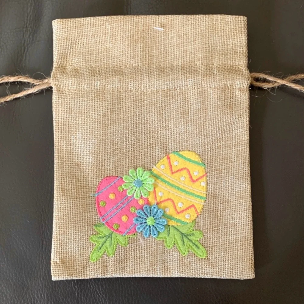 Pier 1 Easter eggs appliques burlap gift bags set of 4